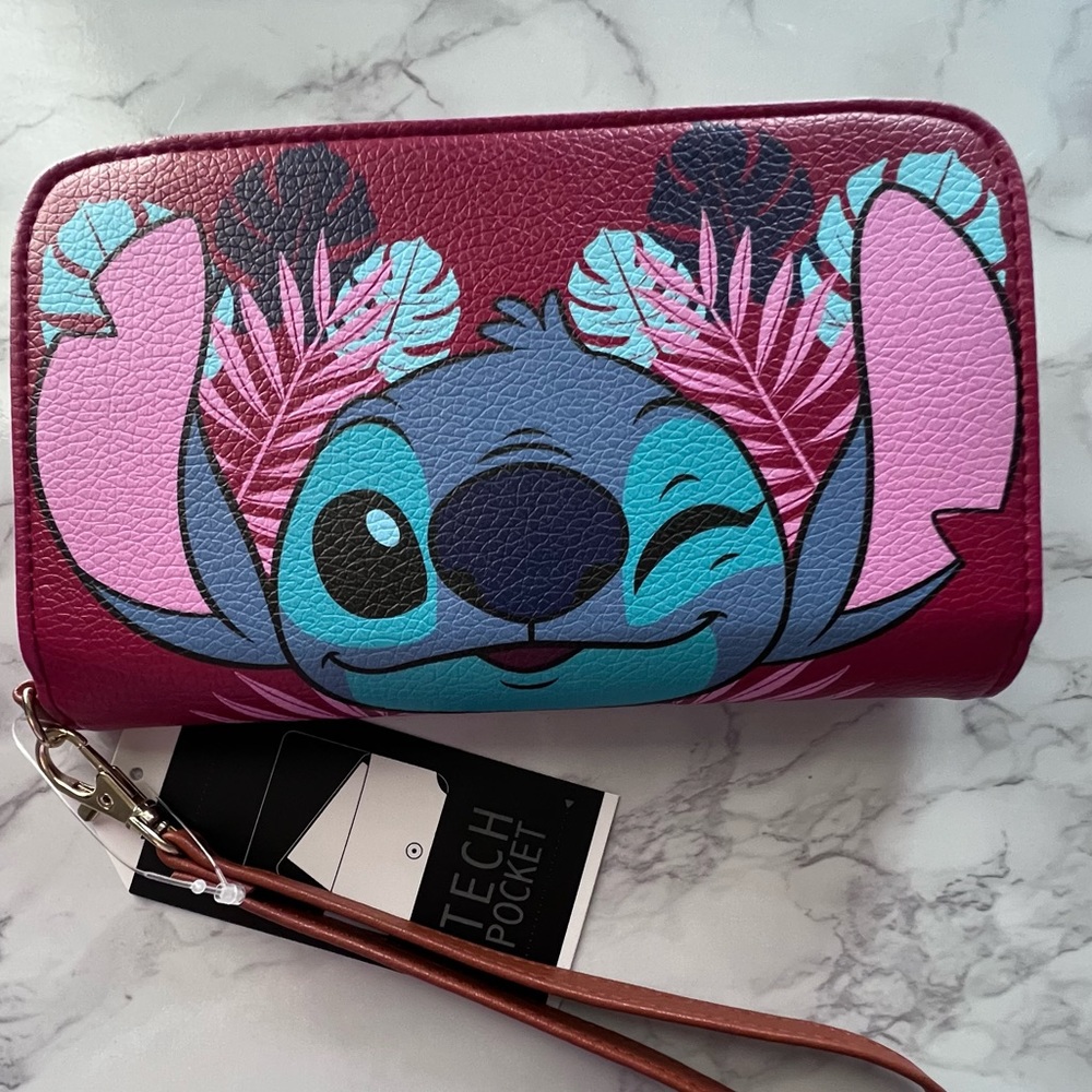 NWT Stitch Disney Wallet